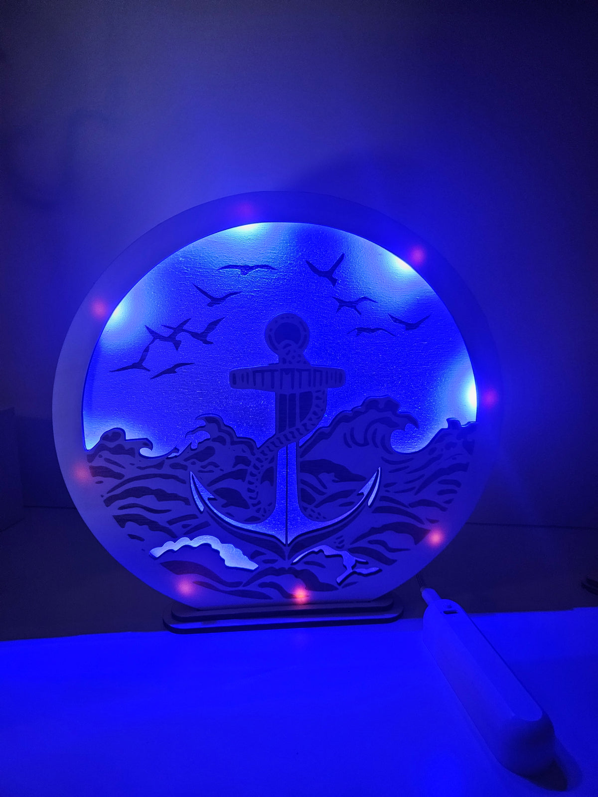RGB-Lampe mit Anker und Meeresmotiv