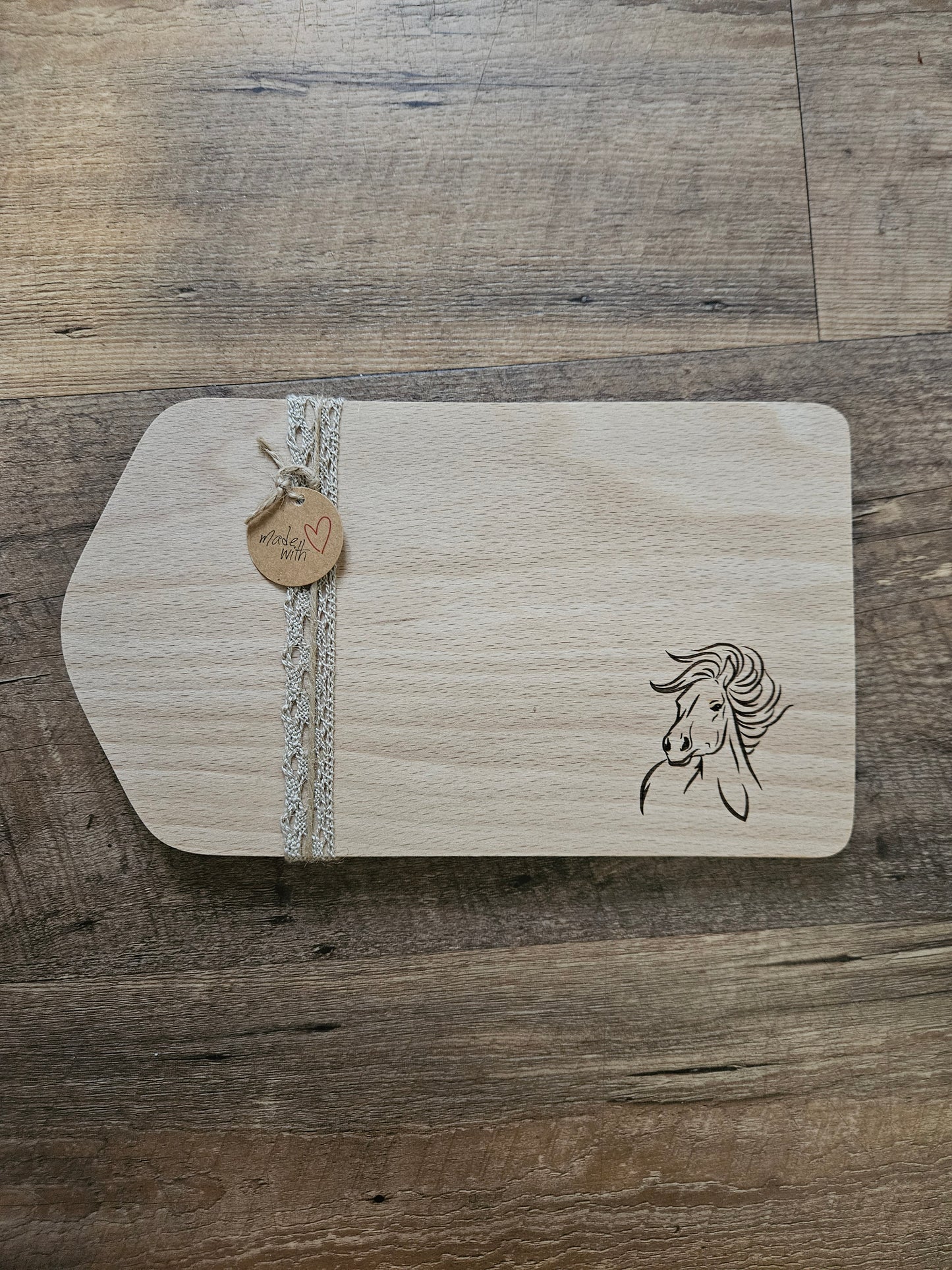 🐴 Frühstücksbrettchen aus Holz mit Pferdemotiv – Handgemacht mit Liebe