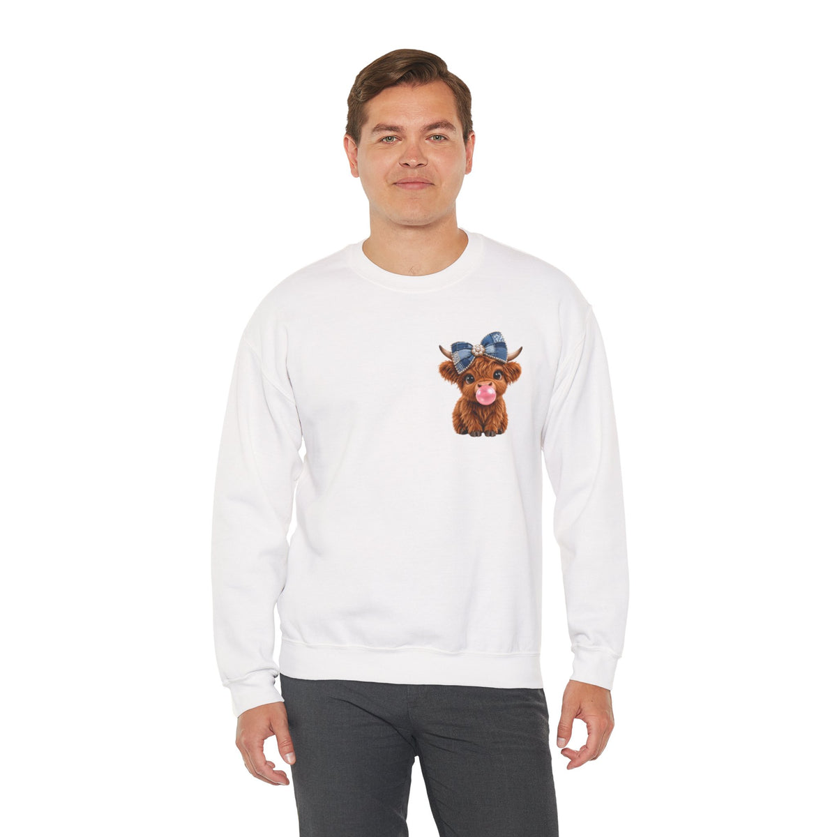 Sweatshirt mit niedlichem Hochlandrind – bestickt
