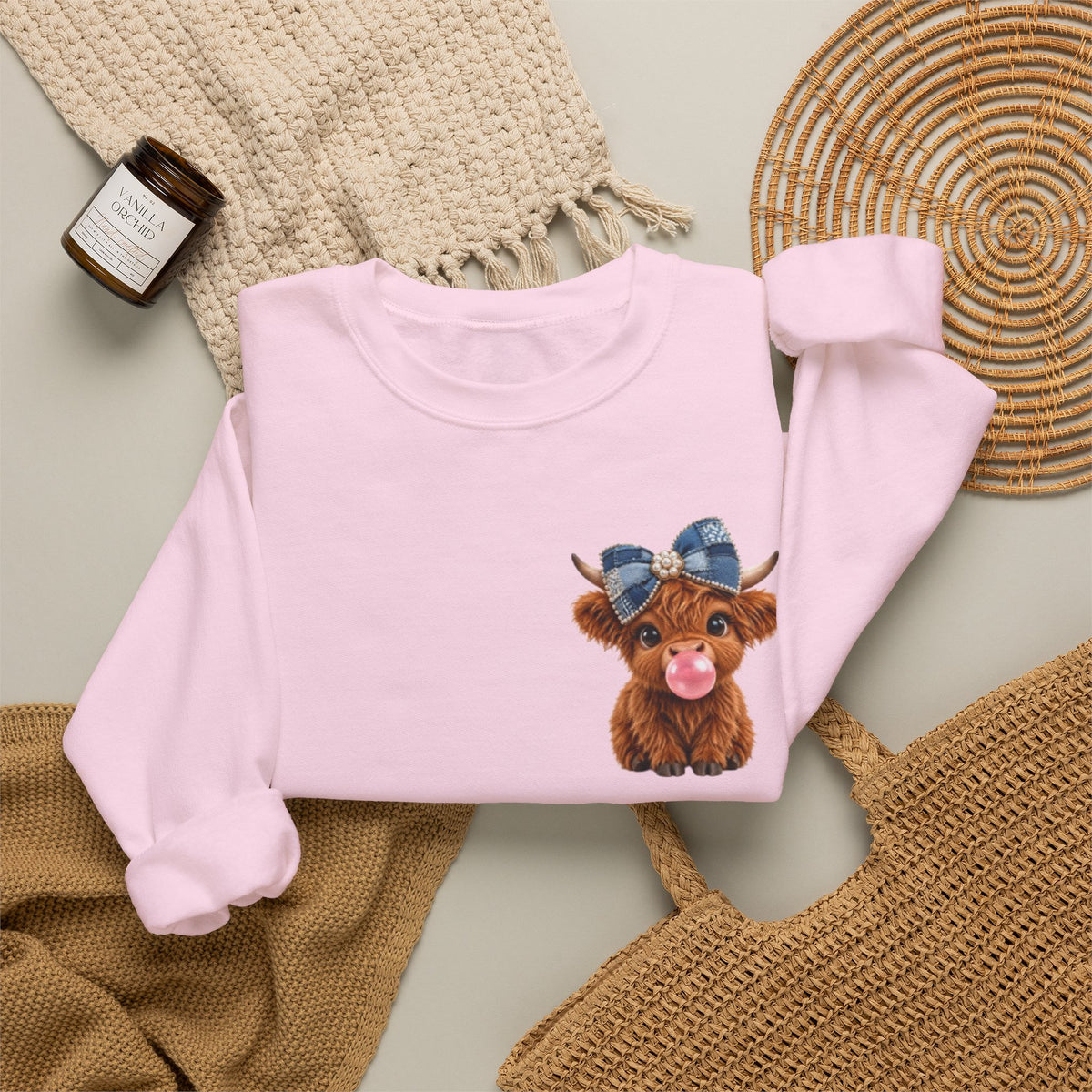 Sweatshirt mit niedlichem Hochlandrind – bestickt