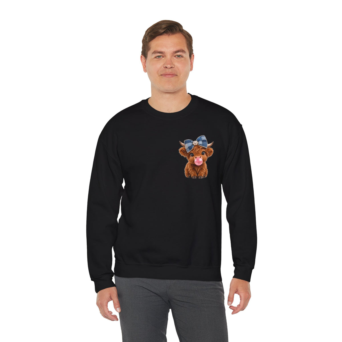 Sweatshirt mit niedlichem Hochlandrind – bestickt