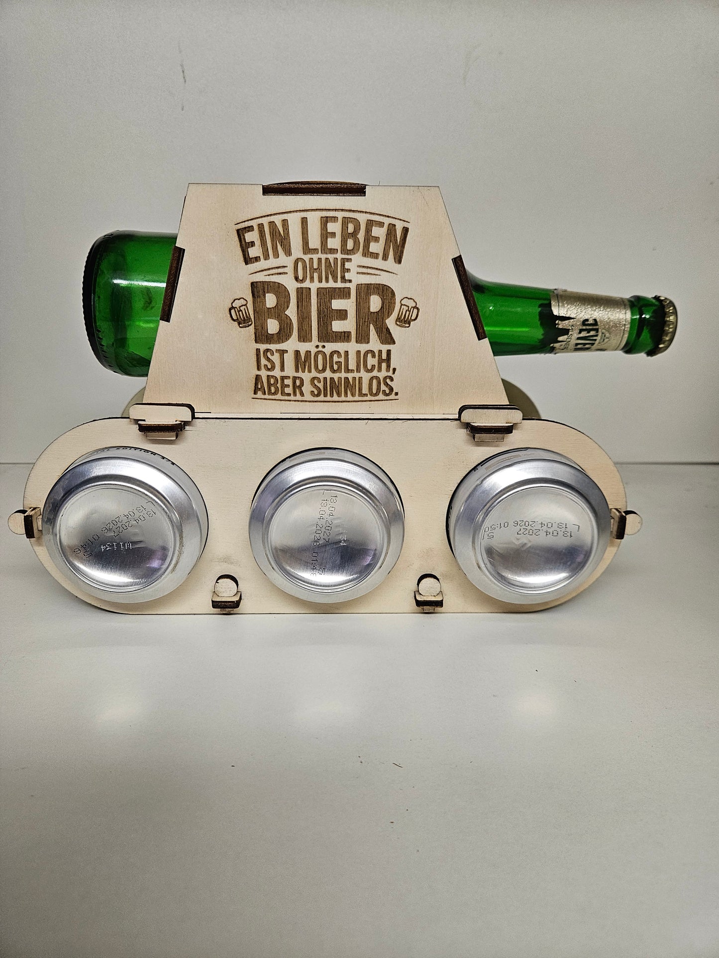 Bier Panzer – Lustiges Bier-Geschenkset aus Holz mit Gravur