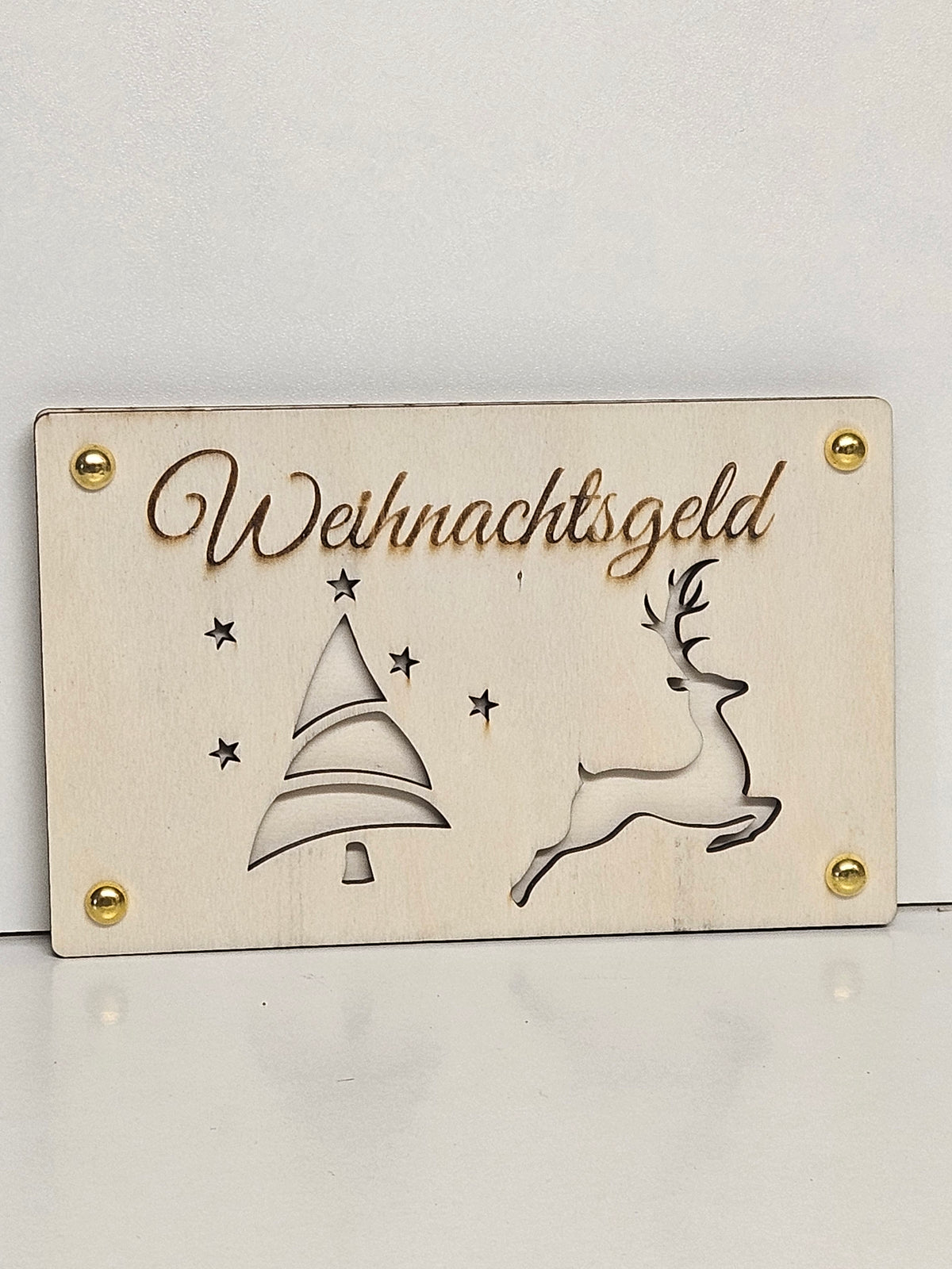 Lasergravierte Holztafel Weihnachtsgeld mit Weihnachtsbaum und Rentier