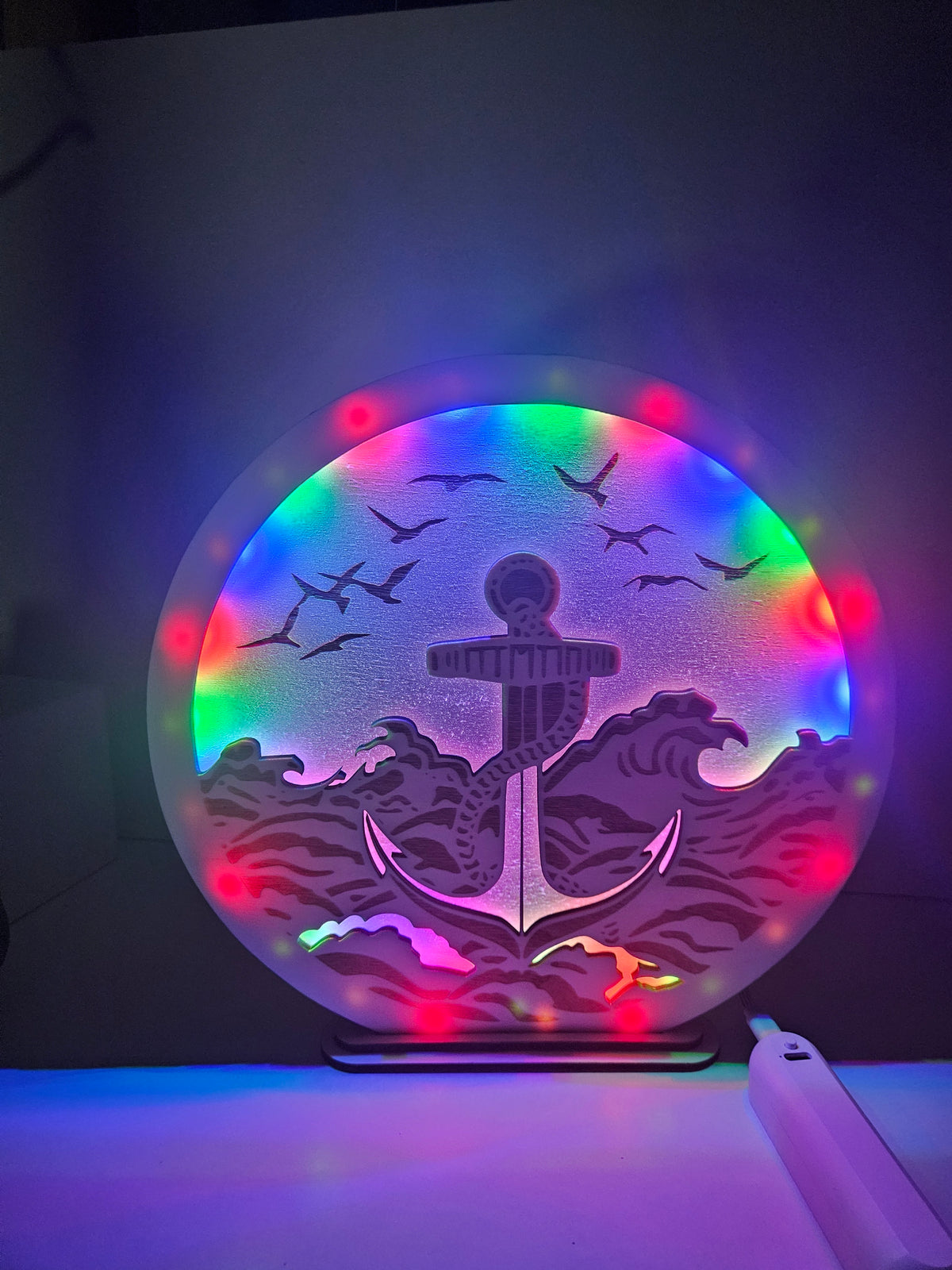 RGB-Lampe mit Anker und Meeresmotiv