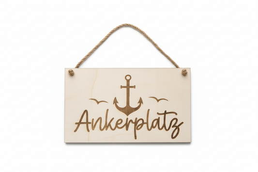 Holzschild Ankerplatz – Produktfoto weißer Hintergrund