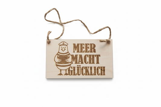 Holzschild Meer macht glücklich – Produktfoto horizontal weißer Hintergrund