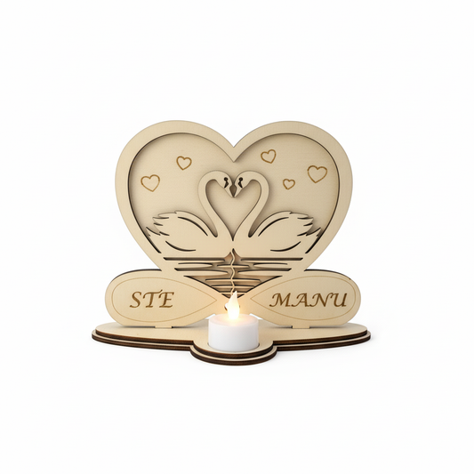 Portacandela a cuore in legno con cigni incisi e nomi personalizzati STE e MANU